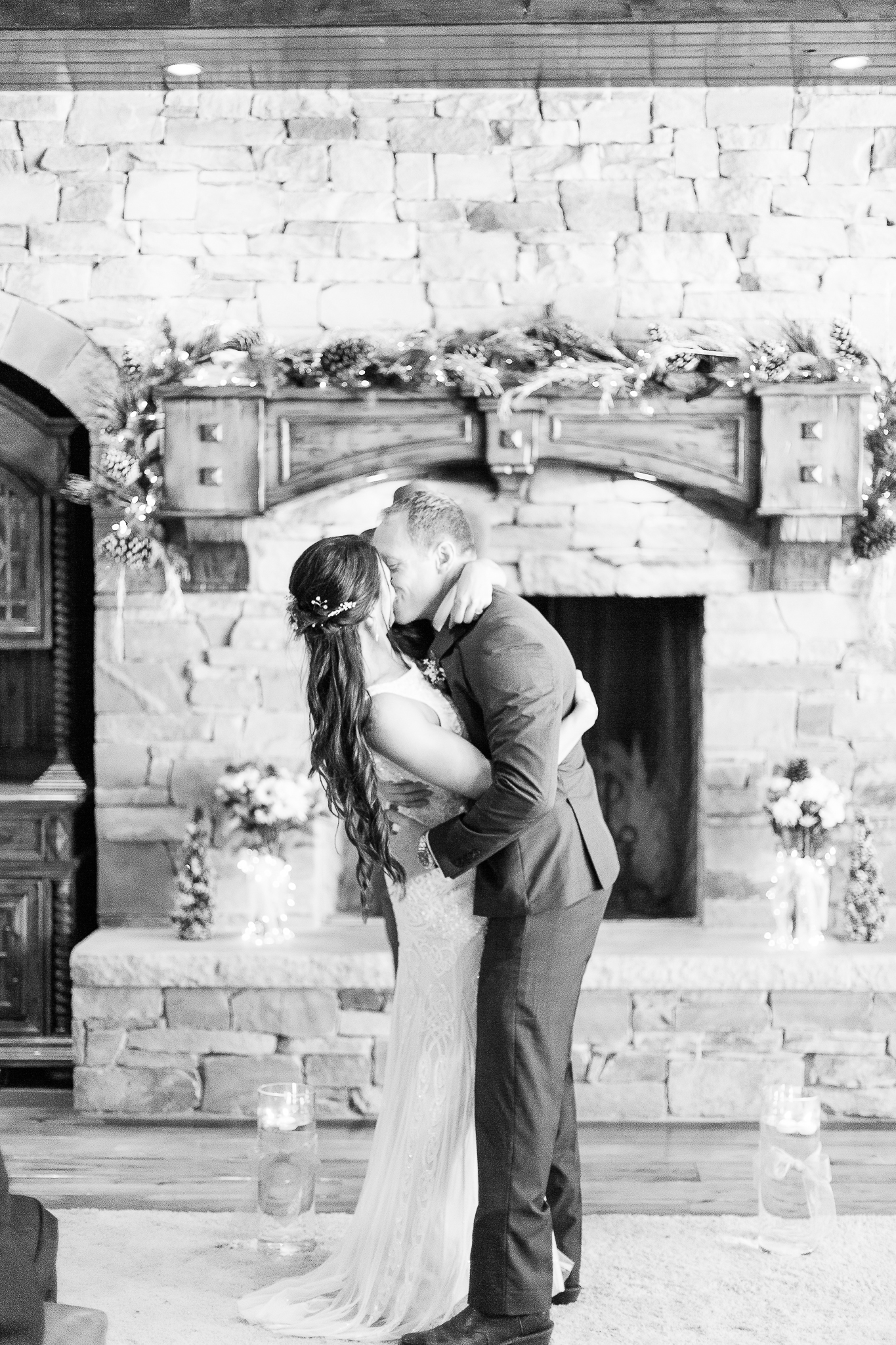 Roni-Robert-ParkCity-Utah-Winter-Wedding-GabriellaSantosPhotography-41