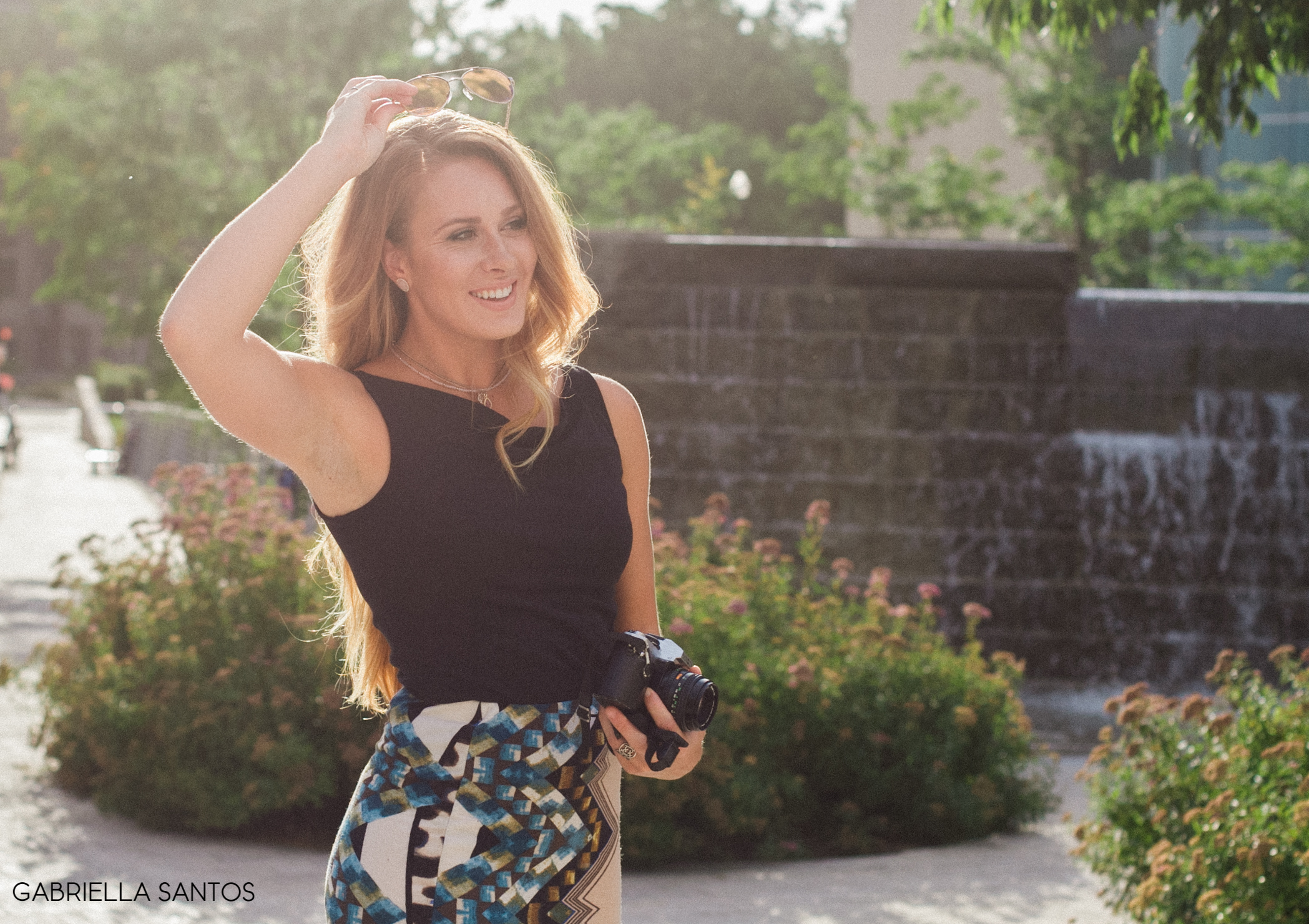 photography - my top three summer wedding photographer outfits - Showit Blog